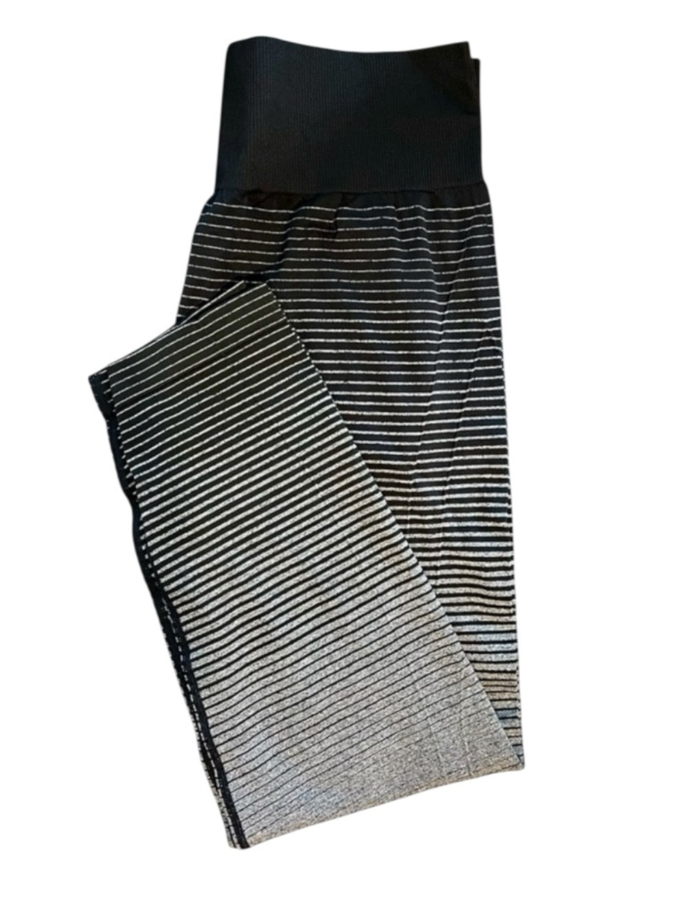 Marika Ombré Striped High Rise Leggings Black White – XL
